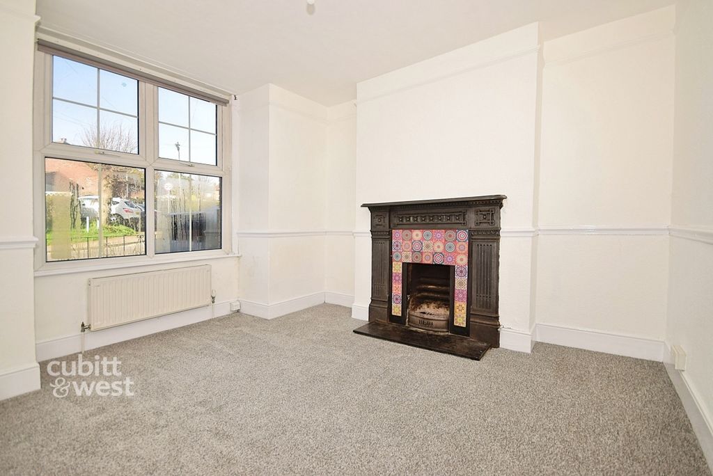 Property photo 2 of 14 7dc49d8A-Dsc_4190