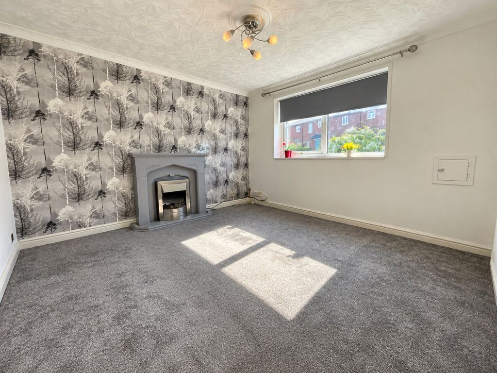 Property photo 2 of 18 Picture No. 06