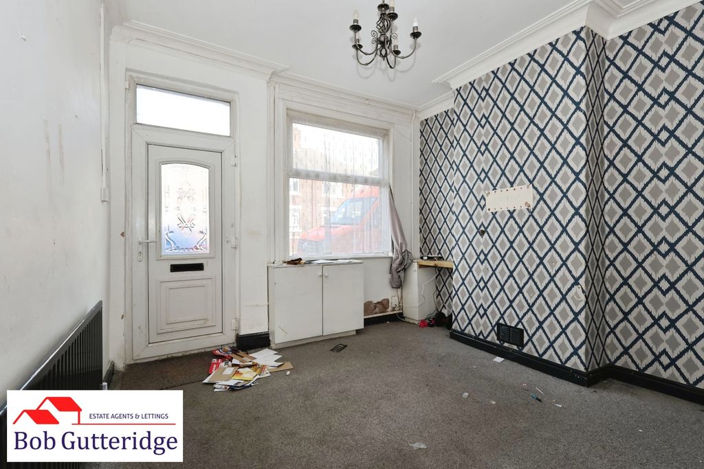 Property photo 2 of 11 Sitting Room