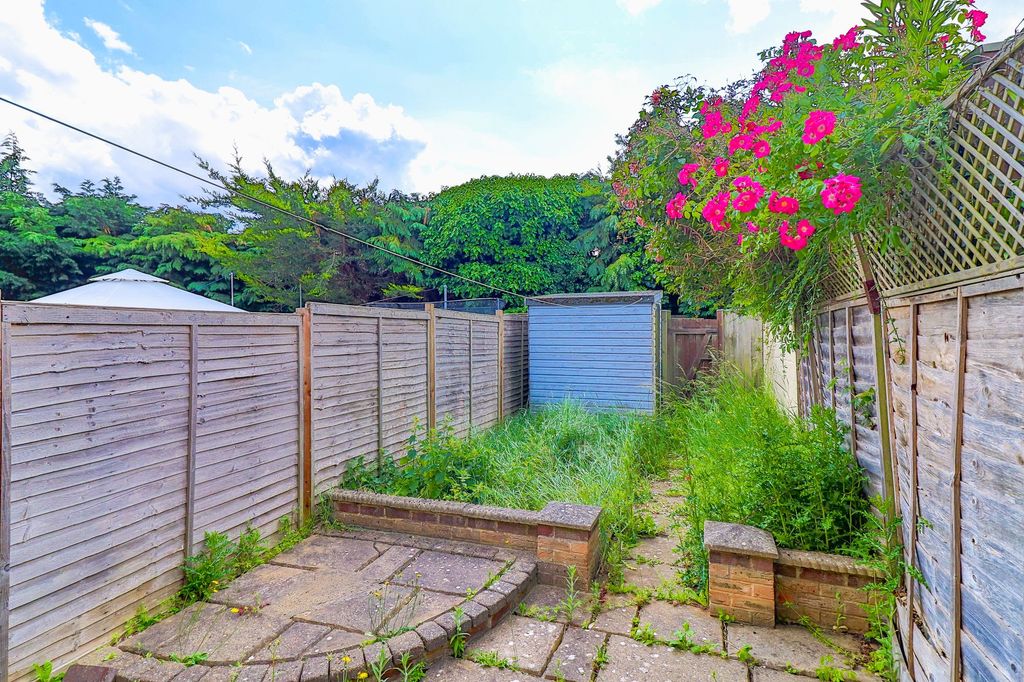 Property photo 3 of 8