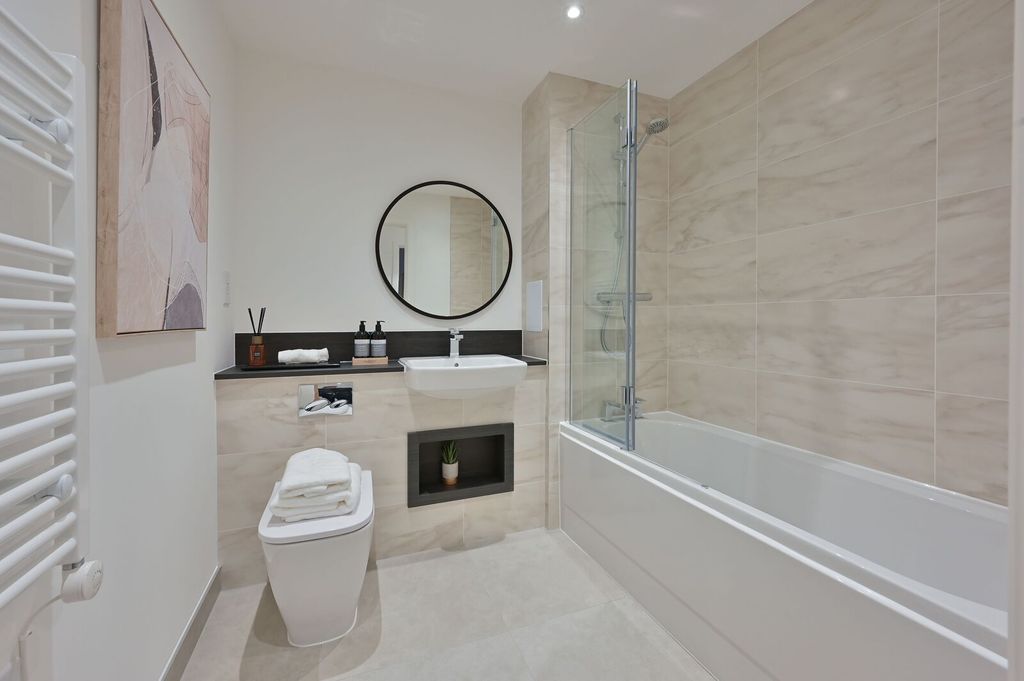 Property photo 2 of 9