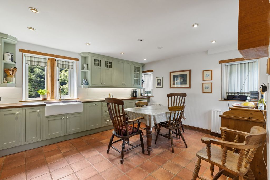 Additional image 4 of 4 bed detached house for saleHepworth Road, Jackson Bridge, Holmfirth HD9