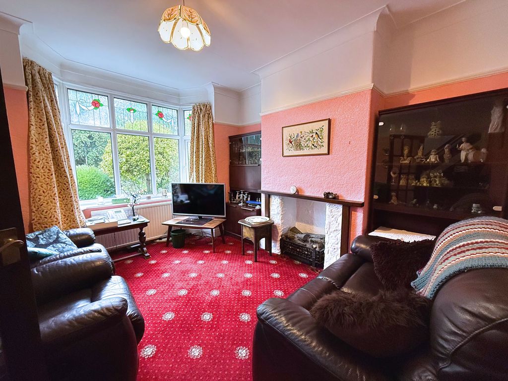 Property photo 3 of 23