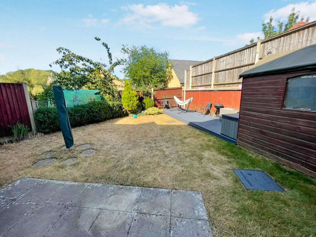 Property photo 2 of 17 Tlc_488E8Cf1-5170-4F21-9097-43Bbcad9Ae73_40Be887.J