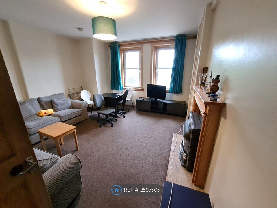 Property photo 3 of 5