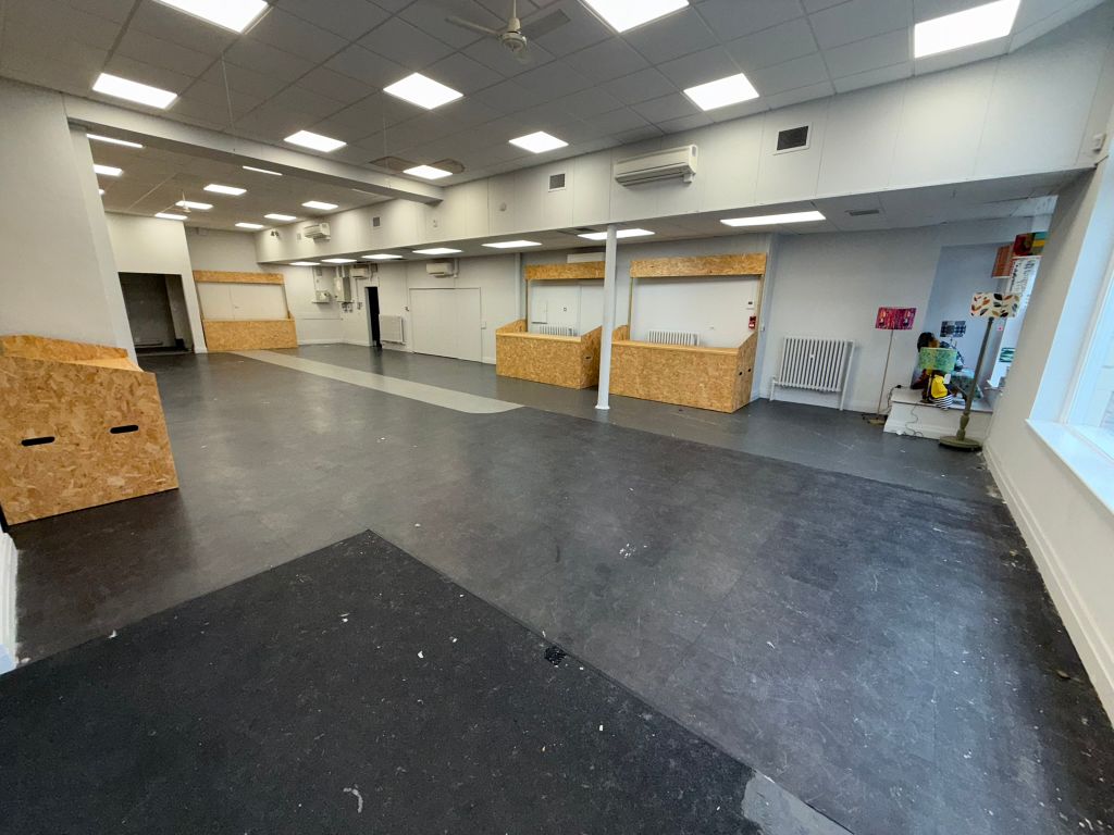 Property photo 2 of 10