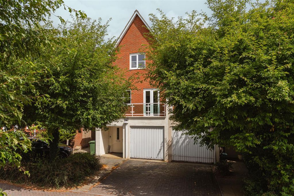 Property photo 1 of 12 1.Jpg