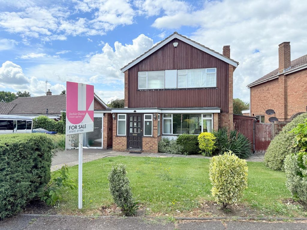 Property photo 1 of 17