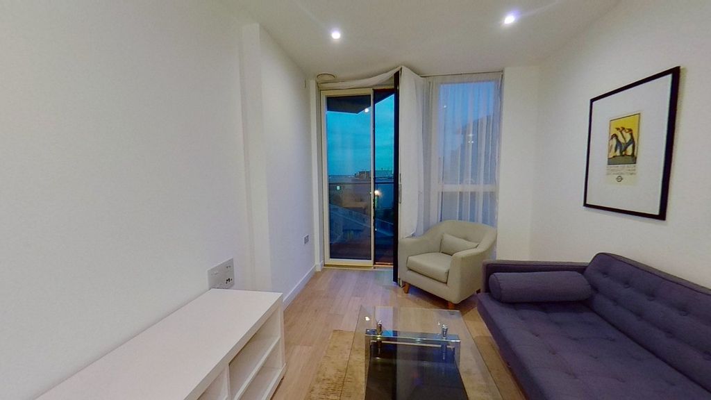 Property photo 3 of 9