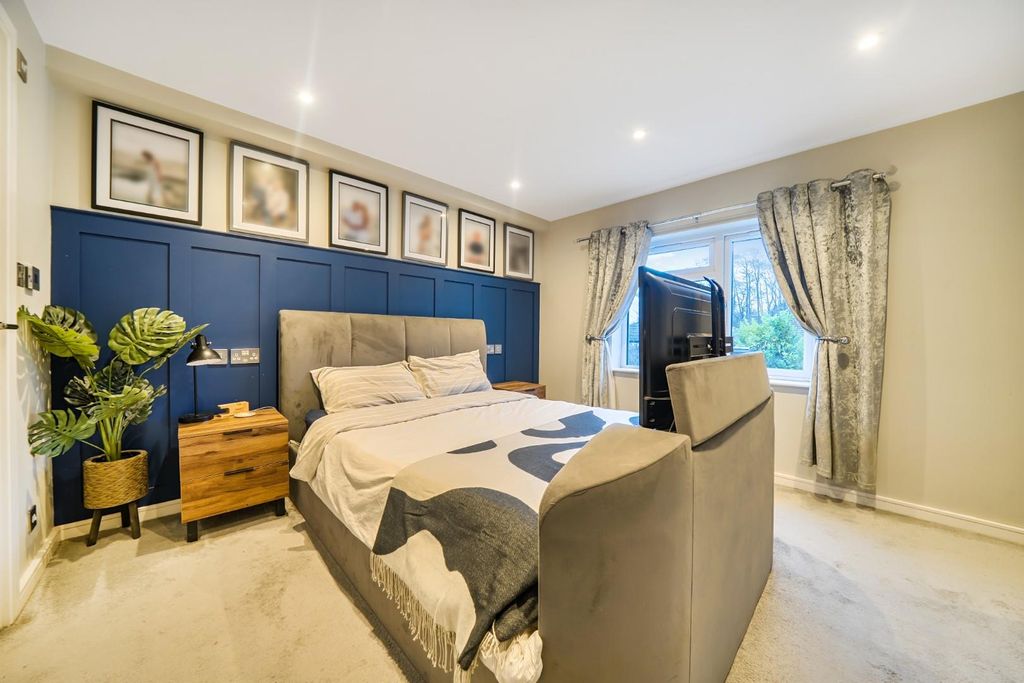 Property photo 2 of 20 1404561-14-69739Eab5477E.Jpg