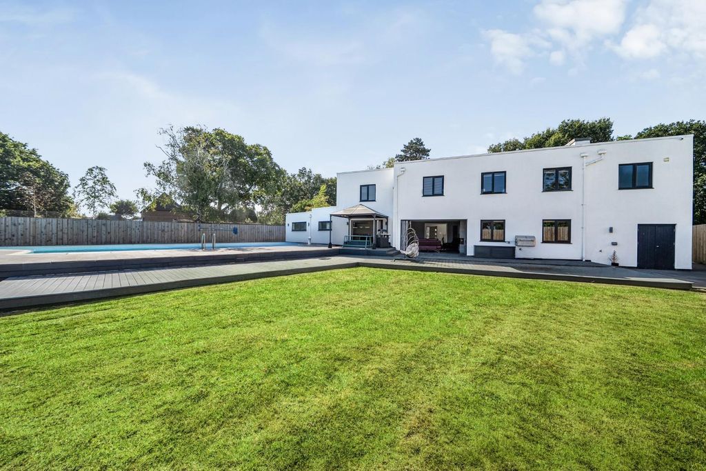 Property photo 2 of 25 24-6A7Ad3053F805-21-6A57665c2Deb9-1-6A5665d650c15-