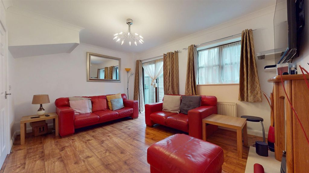 Property photo 2 of 20 12012025_130825.Jpg