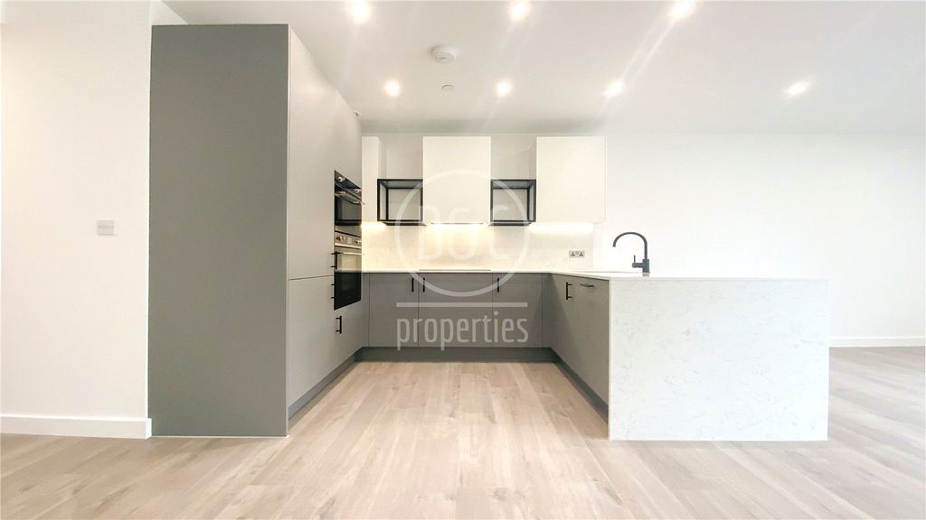 Property photo 2 of 9 Picture No. 04