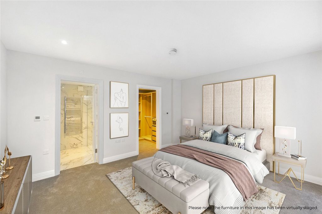 Property photo 3 of 6 Picture No. 06