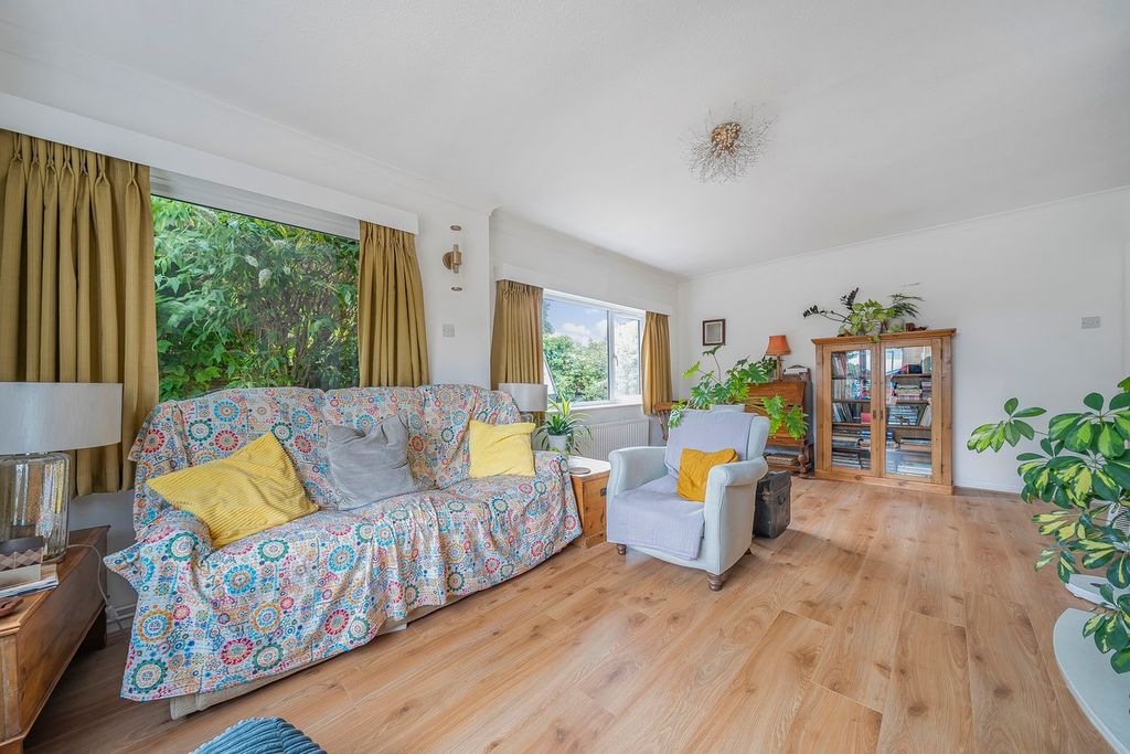 Property photo 2 of 19