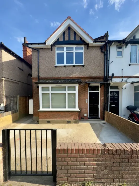 Property photo 1 of 13