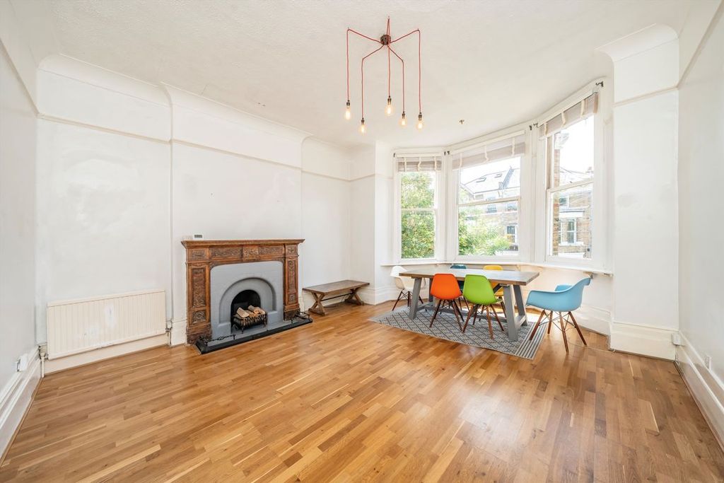 Property photo 2 of 4