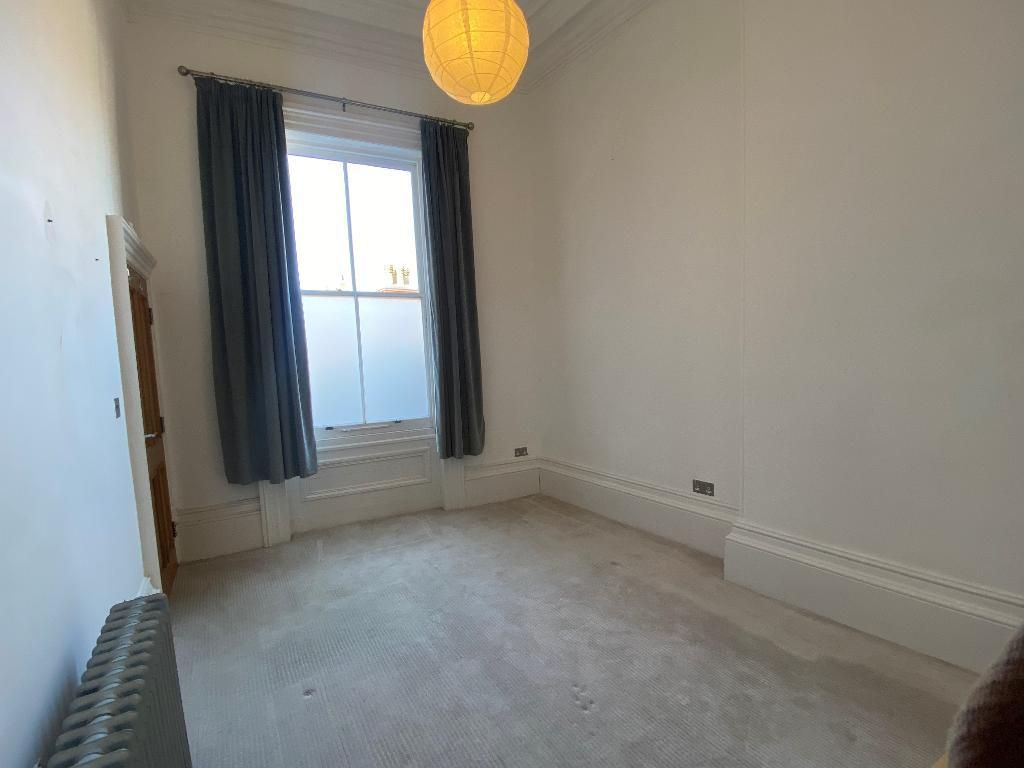 Property photo 2 of 12 Bedroom