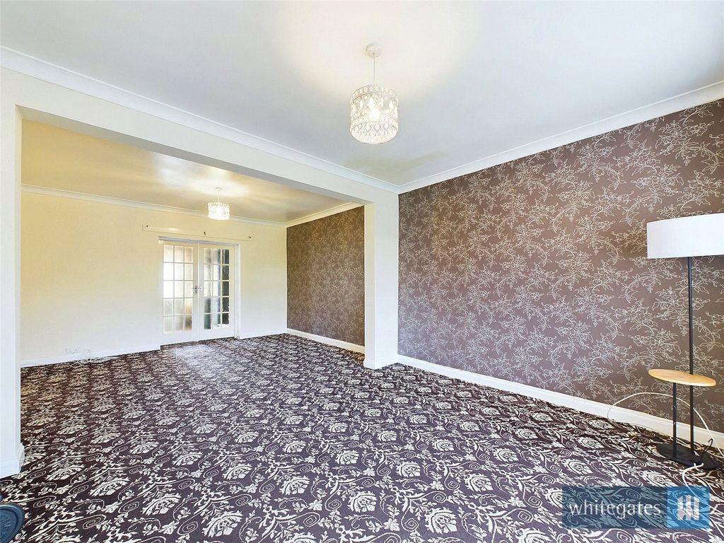 Property photo 2 of 15 Picture No. 04