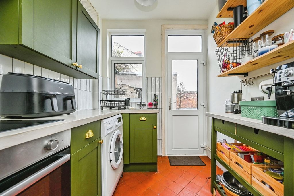 Property photo 3 of 15 Pbox-Img.Jpg