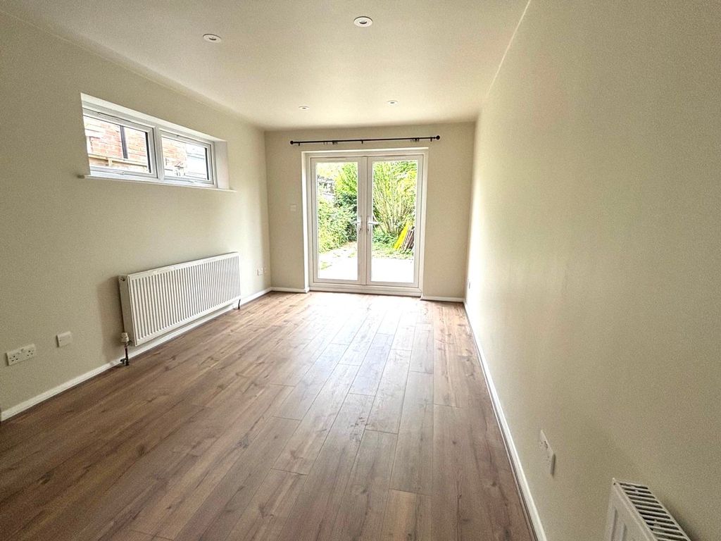 Property photo 2 of 9 Reception Room