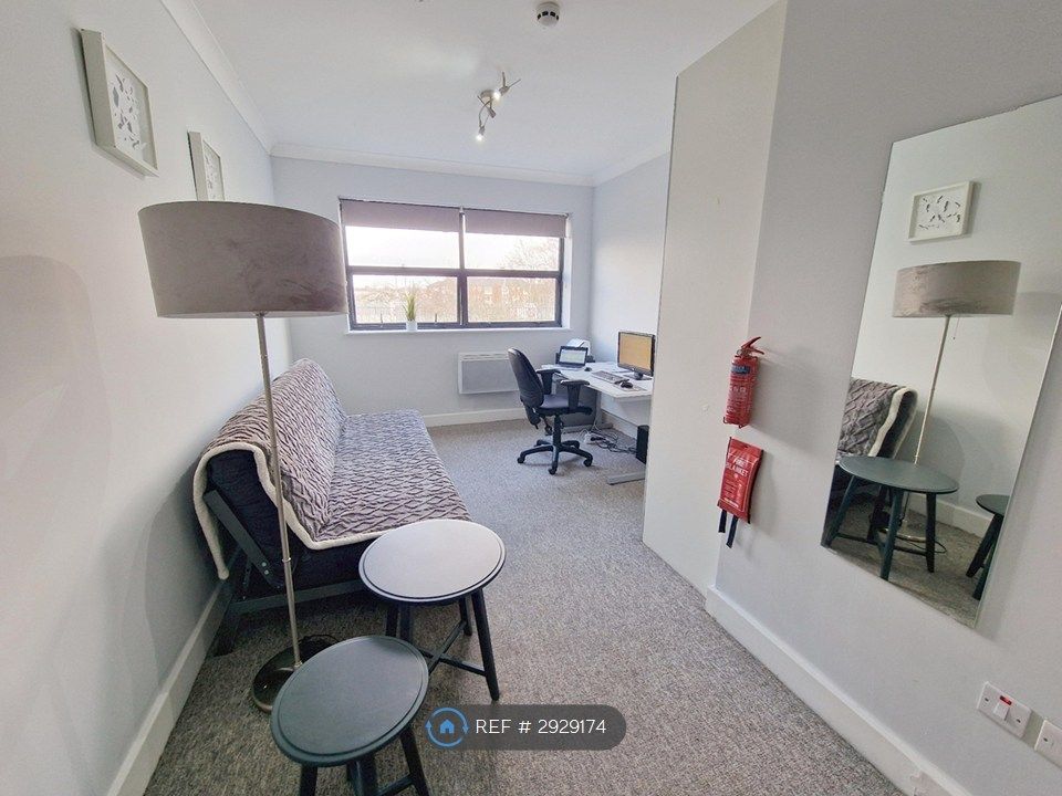 Property photo 1 of 5