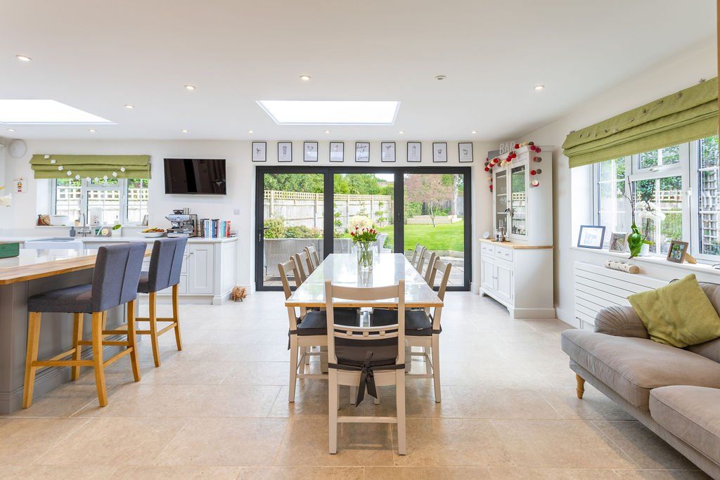 Property photo 3 of 15 Dining Area