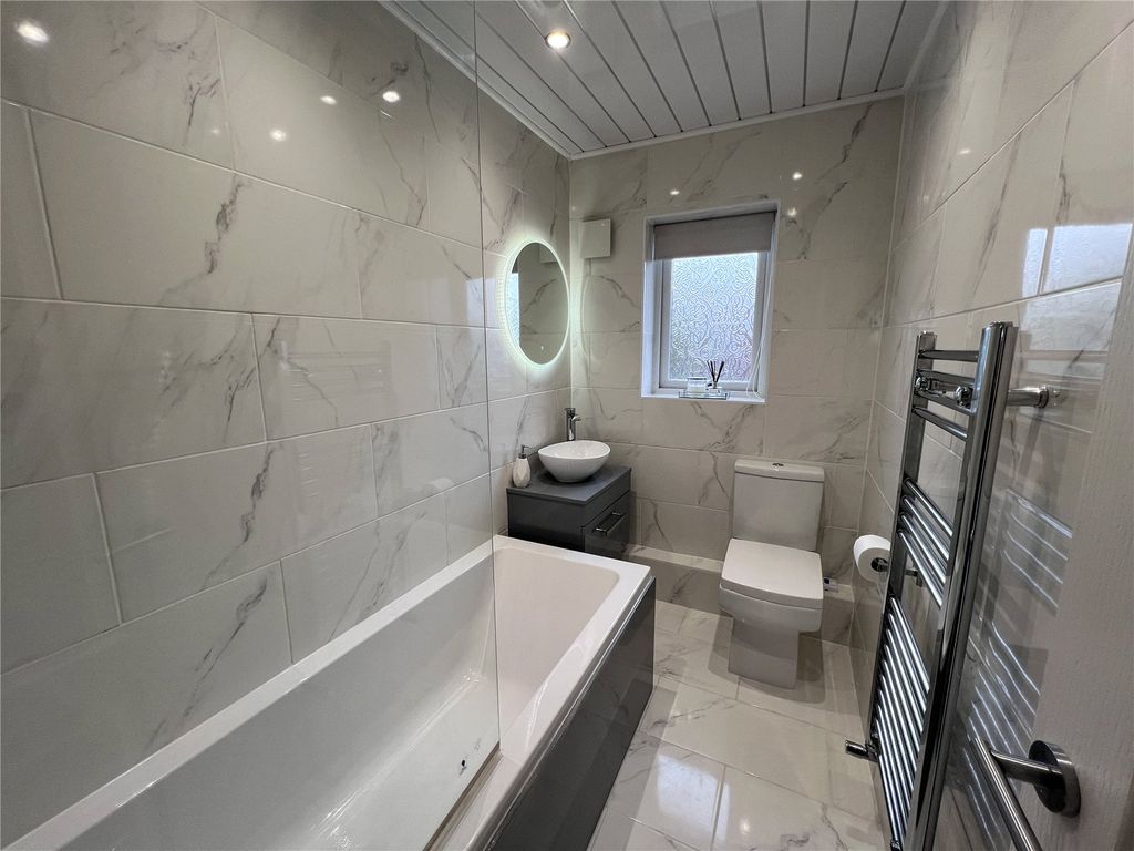 Property photo 3 of 21 Picture No. 13