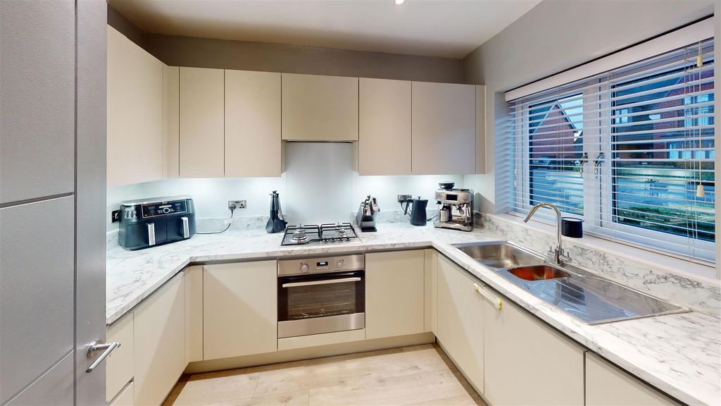 Property photo 2 of 12 Gordons-Way-Kitchen.Jpg