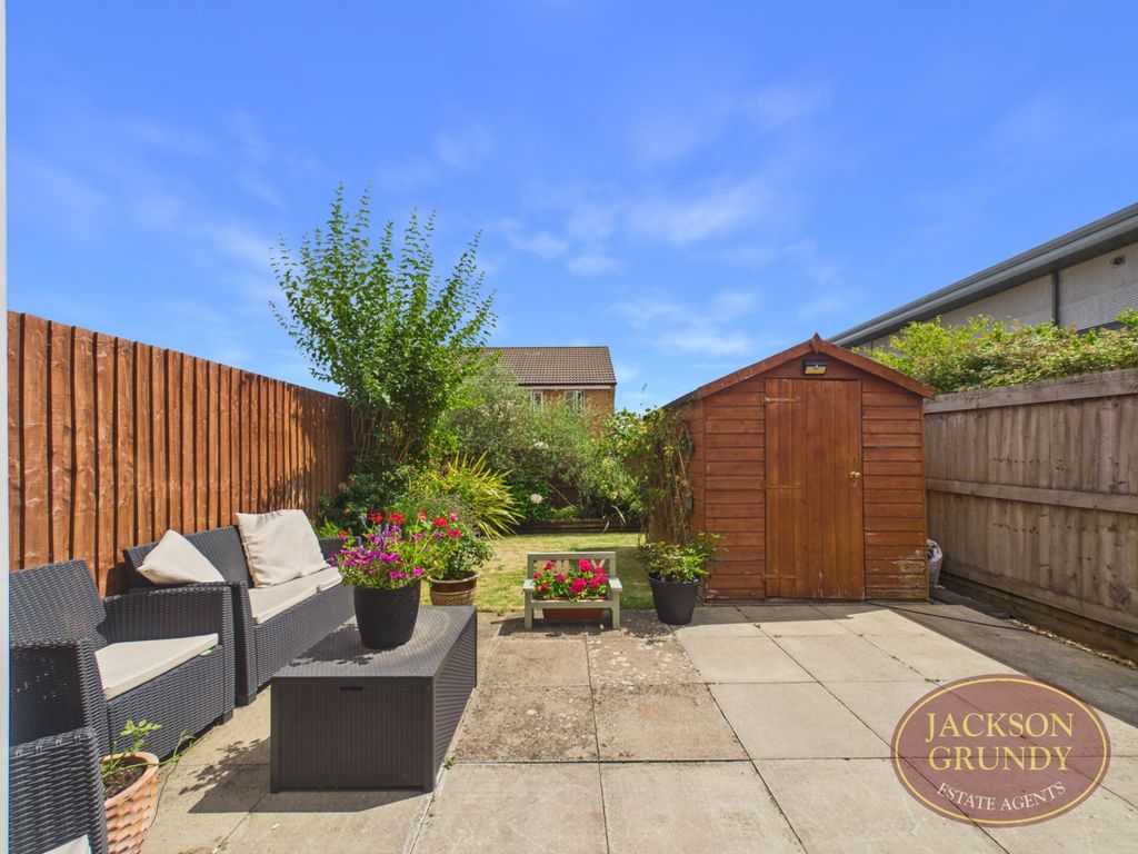 Property photo 3 of 16 Damselfly Road