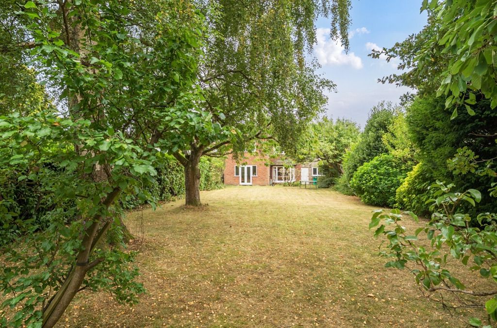 Property photo 2 of 24 1341692-20-68A36E8A7d59c