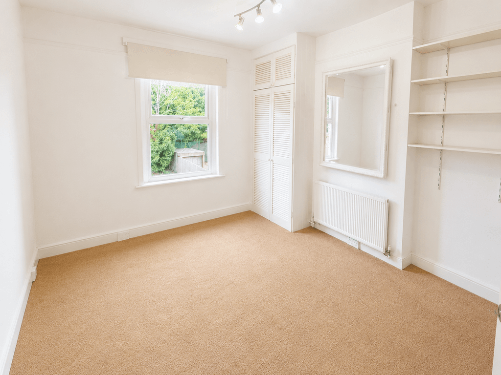 Property photo 2 of 6 Gallery