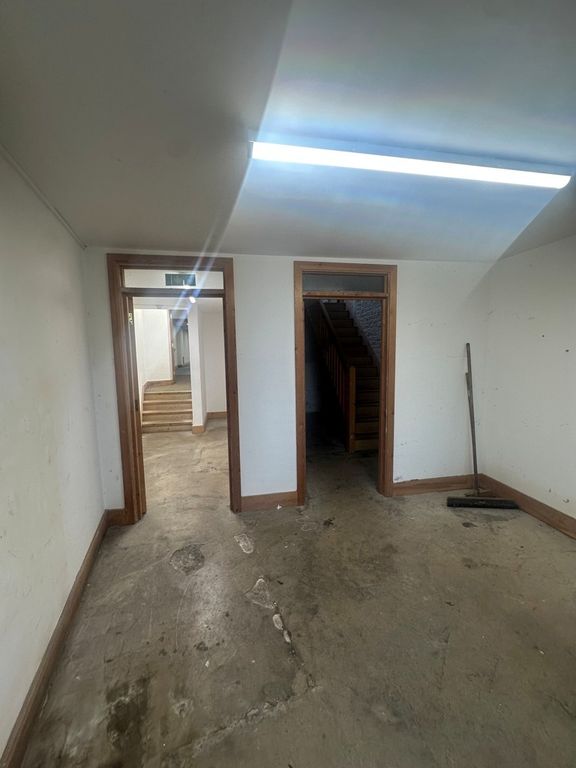 Property photo 2 of 5 Photo 2