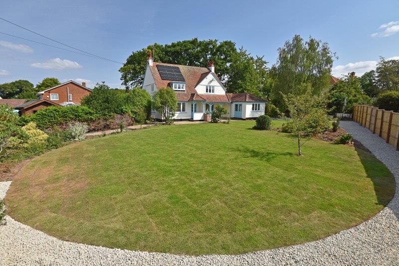 Property photo 2 of 28