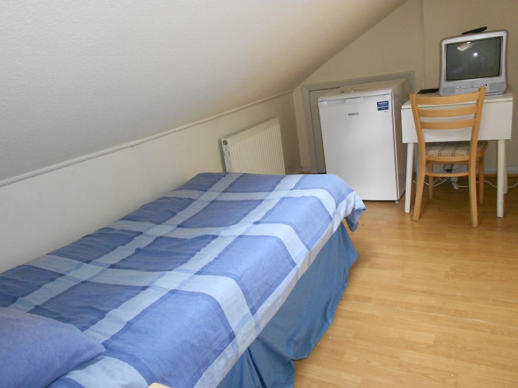 Property photo 1 of 4