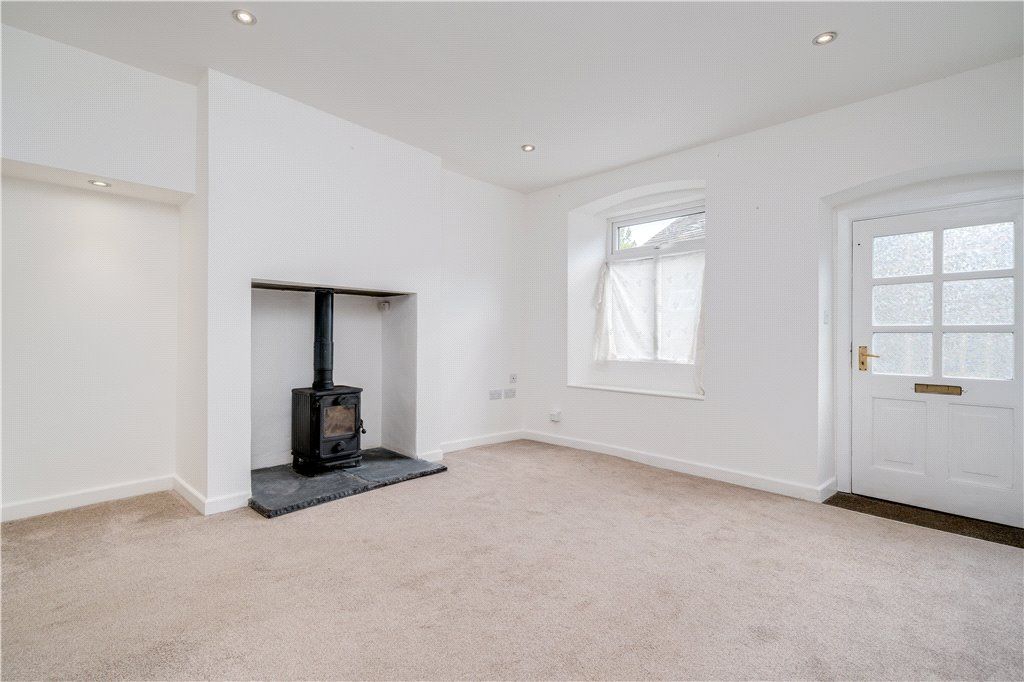 Property photo 2 of 12 Living Room
