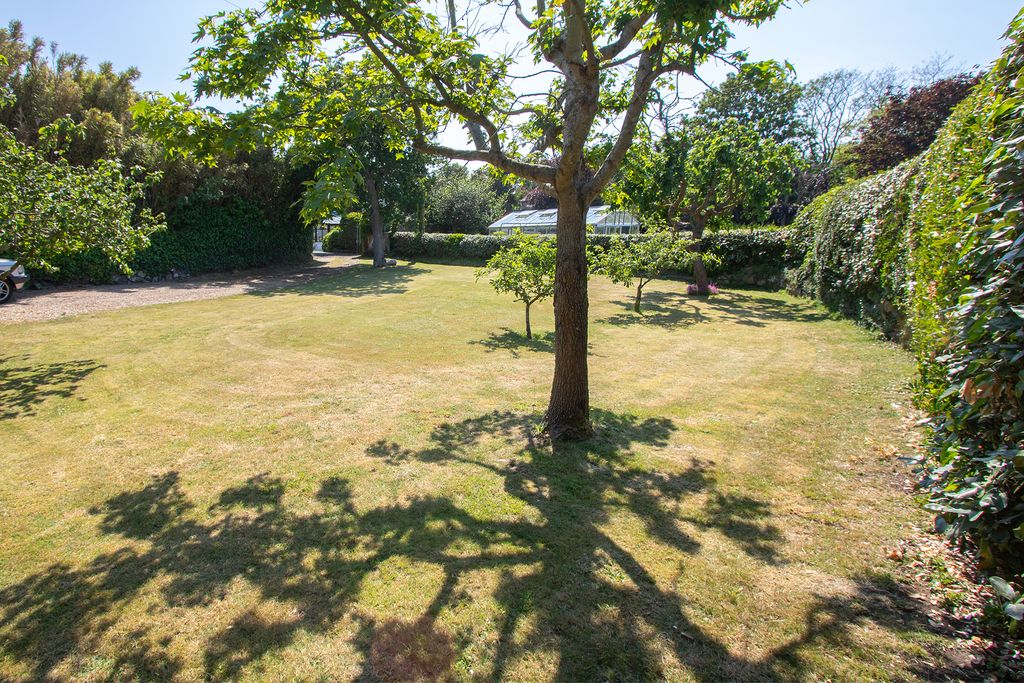 Additional image 16 of 5 bed detached house for saleRoute De La Charruee, Vale, Guernsey GY6