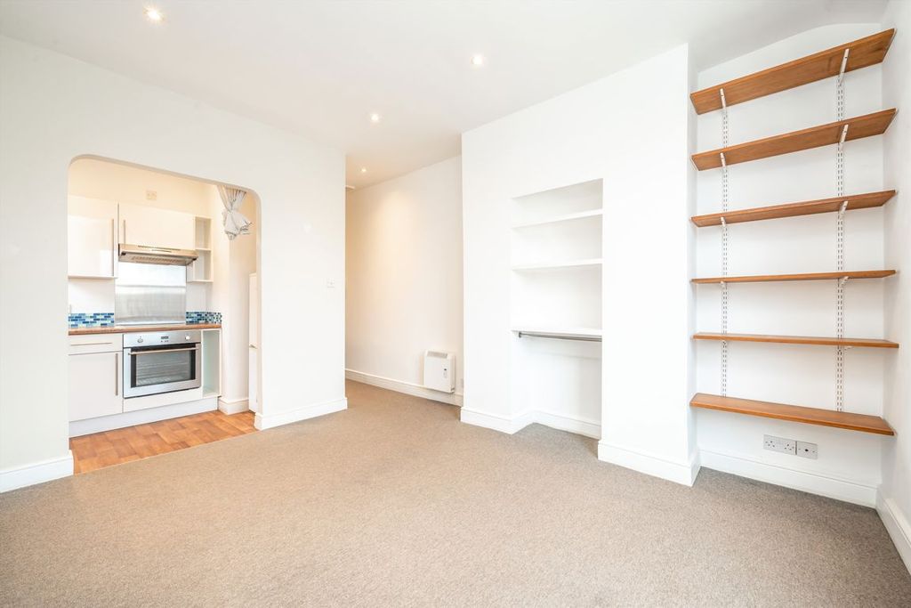 Property photo 2 of 4