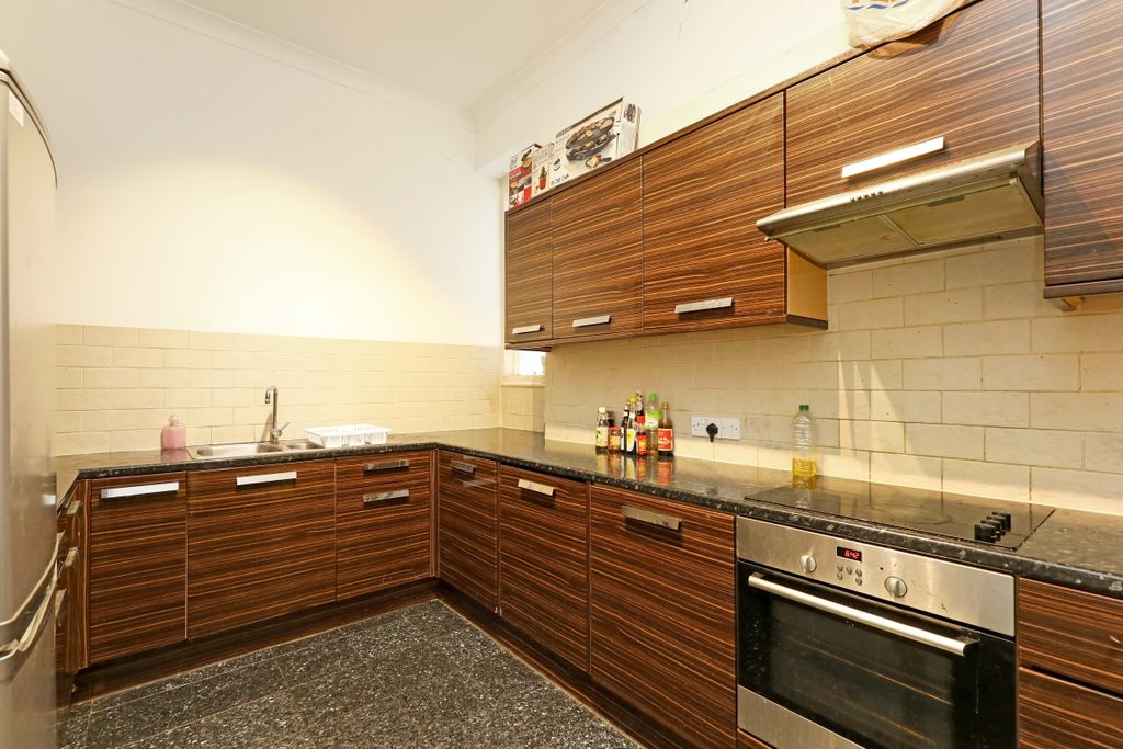 Property photo 3 of 17 Langham Mansions,...