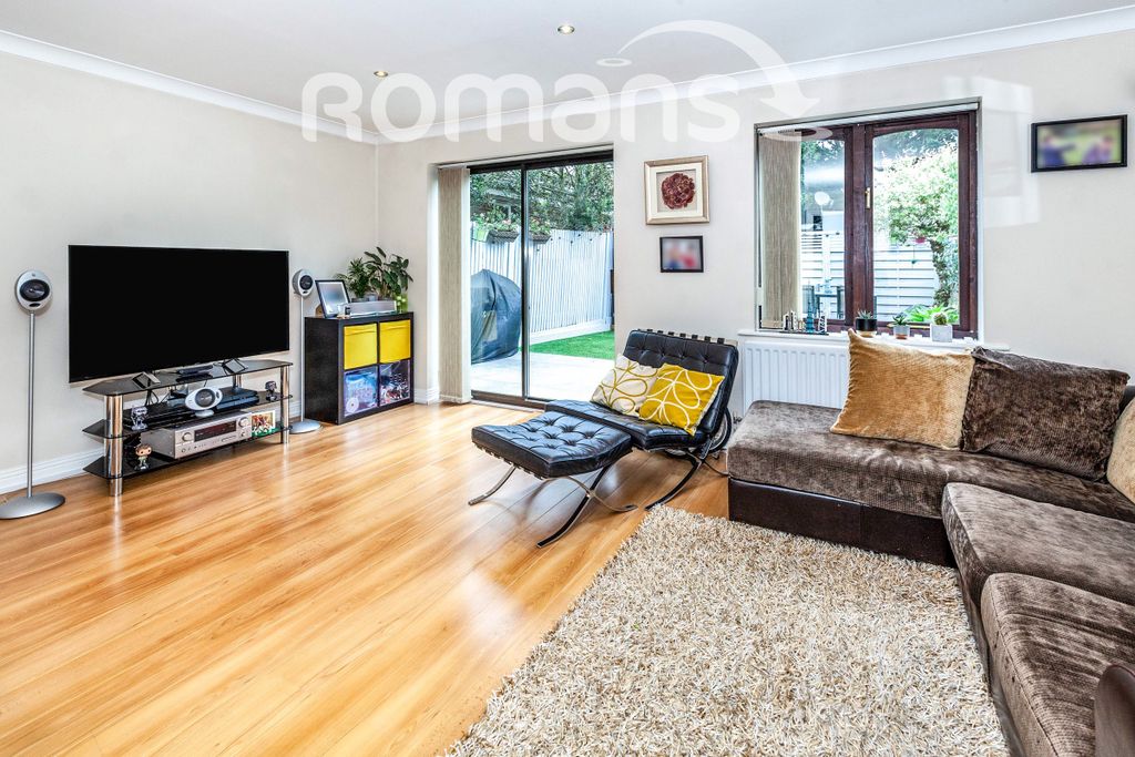 Property photo 2 of 10 2