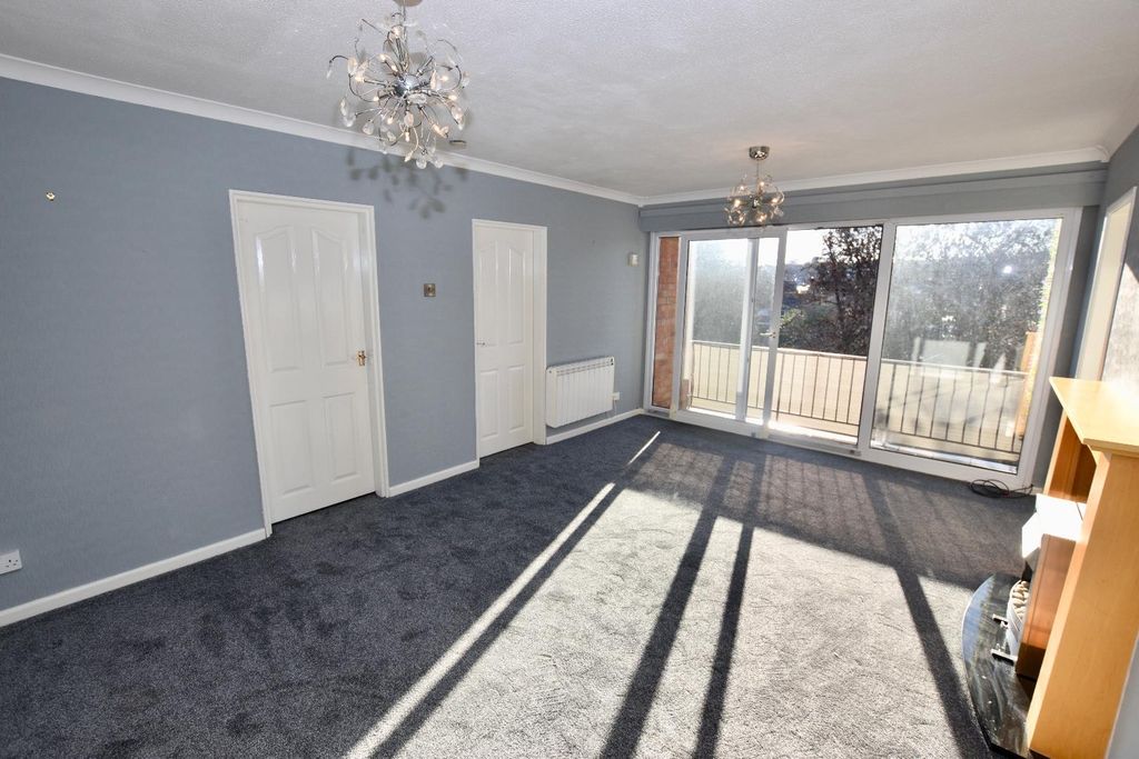 Property photo 3 of 8 Reception Room