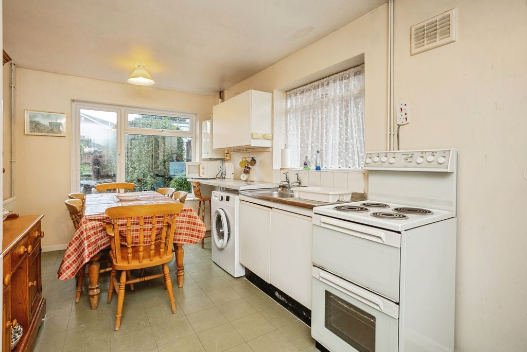 Property photo 3 of 23 Pbox-Img.Jpg