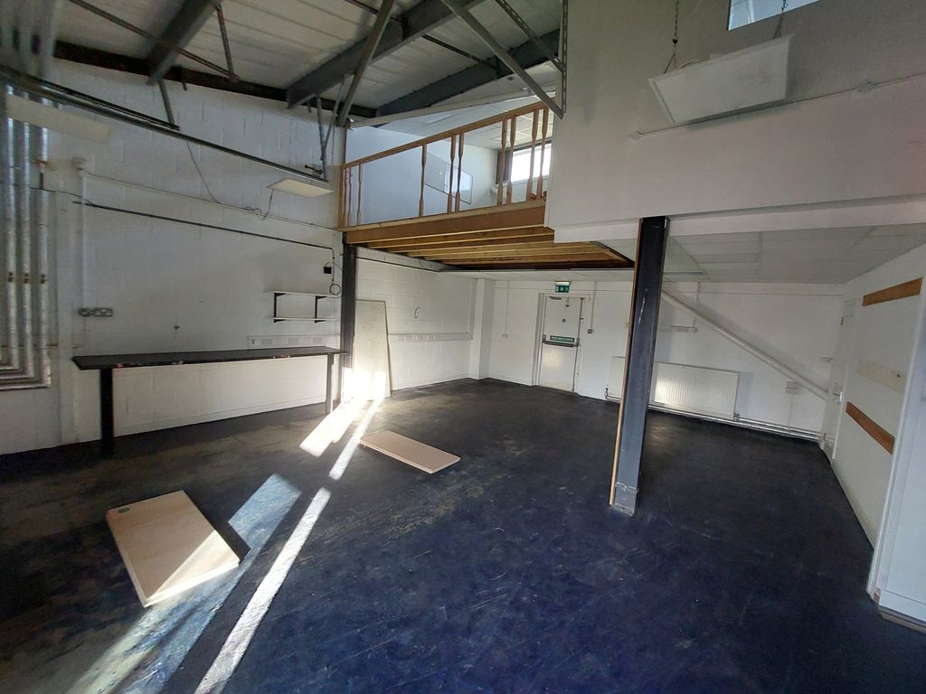 Property photo 2 of 4