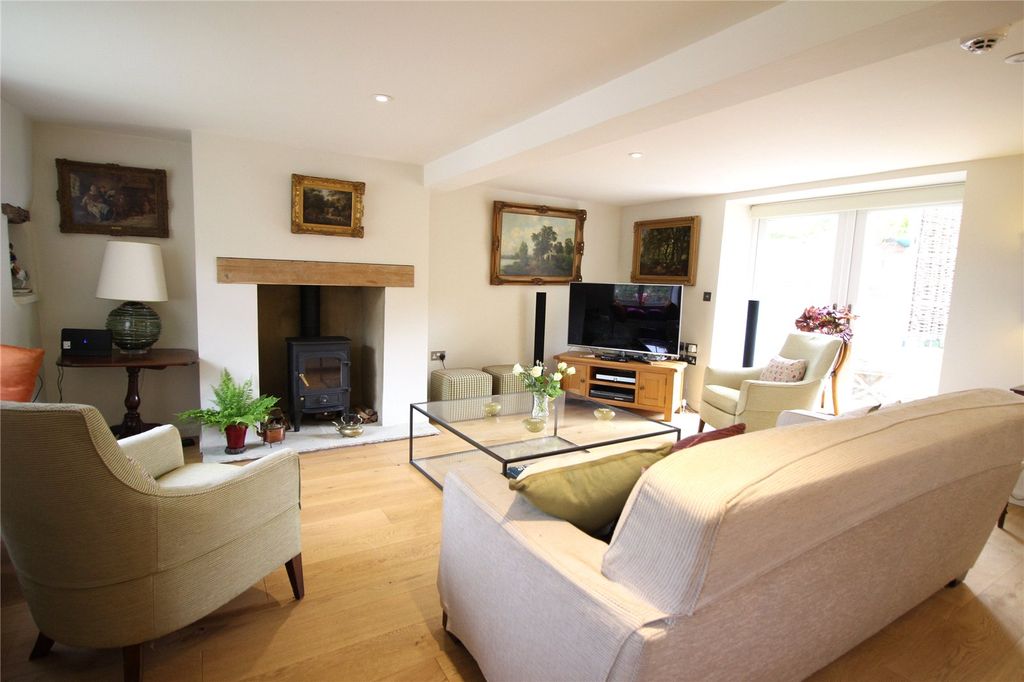 Property photo 3 of 41 Picture No. 04