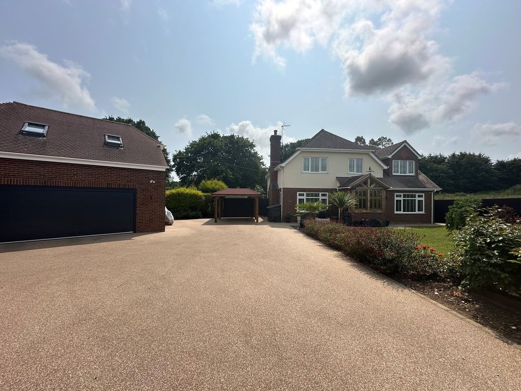 Property photo 1 of 36