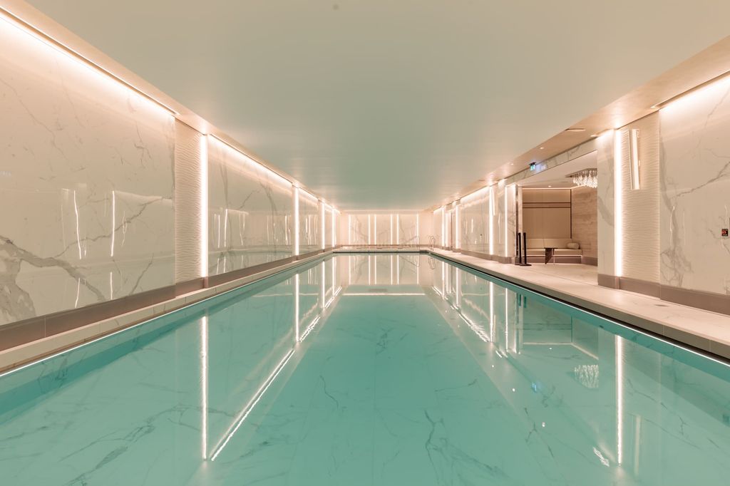 Property photo 3 of 12 Swimming Pool