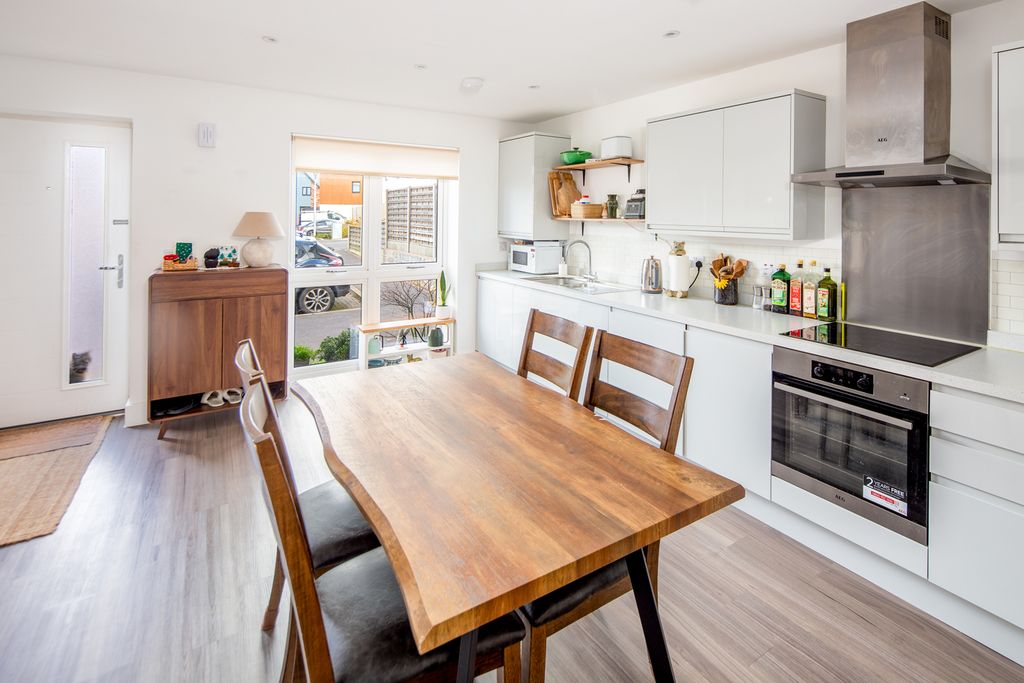 Property photo 2 of 20 Kitchen Diner