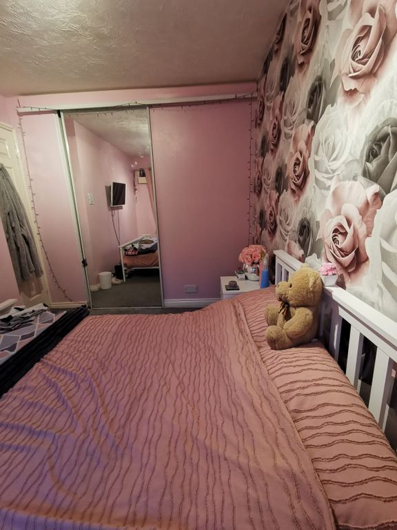 Property photo 3 of 13 Photo 2