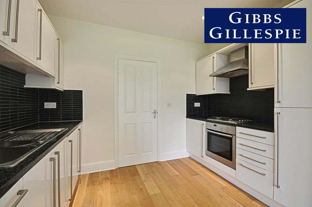 Property photo 1 of 8 1