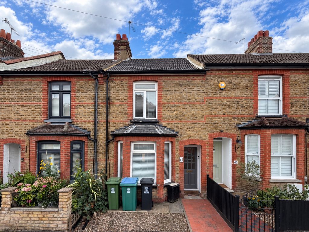 Property photo 1 of 16 External